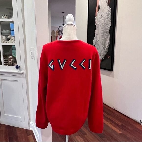 Gucci Unisex Red Sweater with Donald Duck Design - Picture 8 of 10